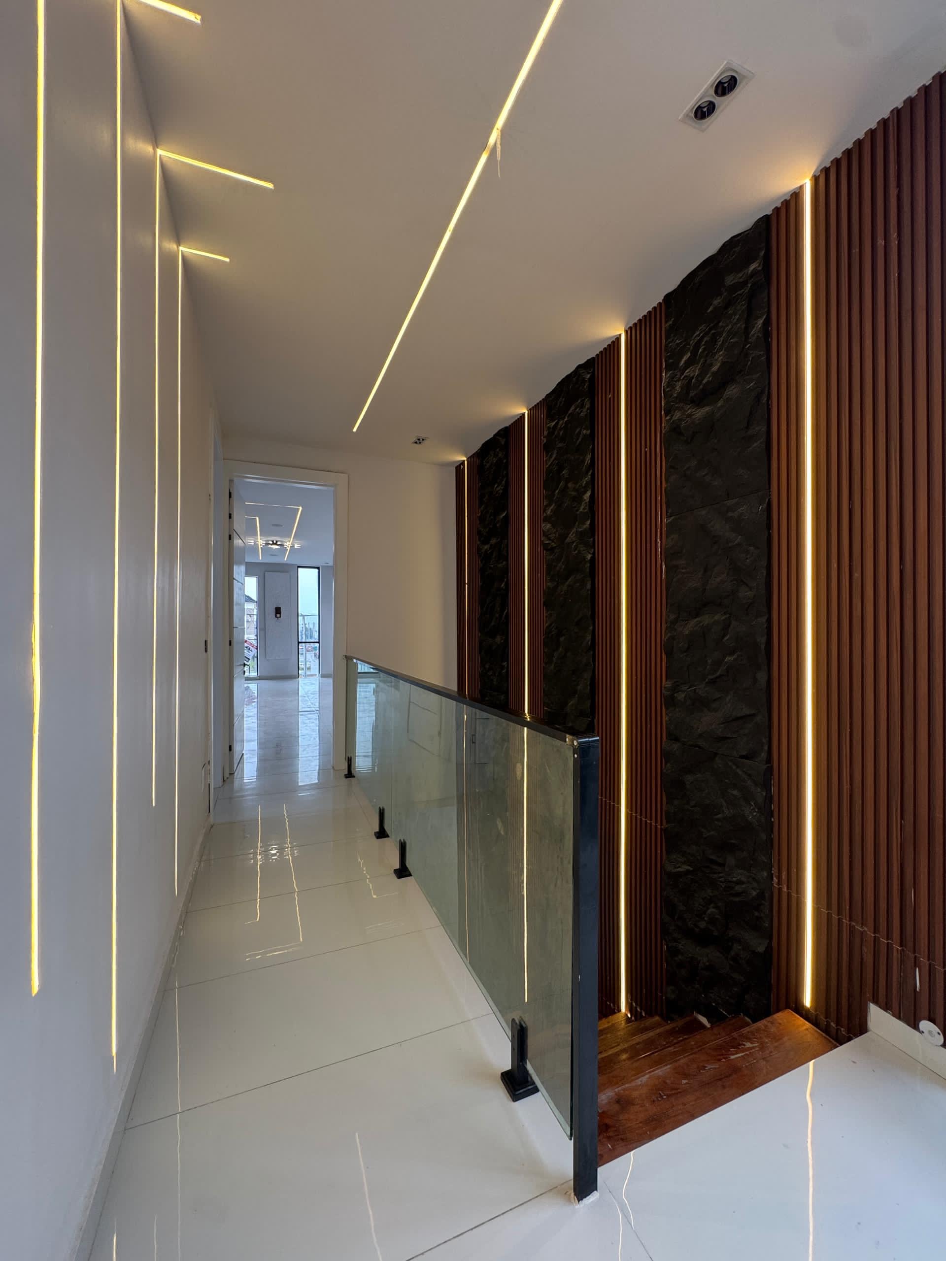 5 bedroom fully detached duplex with C of O title  - Image 7